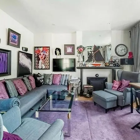 Unique Gem In Kensington Apartamento